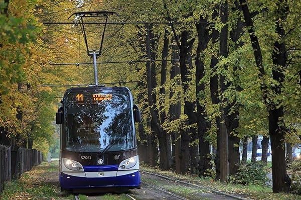 11. tramvajs Mežaparkā
